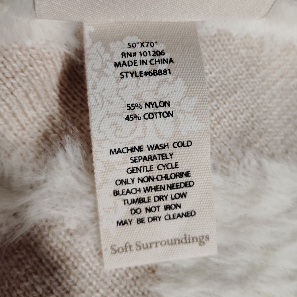 Soft Surroundings Zebra Faux Fur Knit Throw Blanket Cream Beige 50x70 68881‎ - Picture 5 of 6